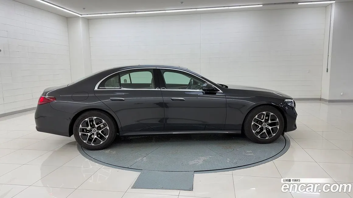 [object Object] E-Class 2025 из KR, фото 6