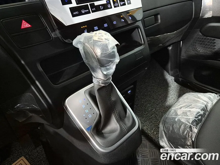Hyundai Staria 2025 из KR, фото 5