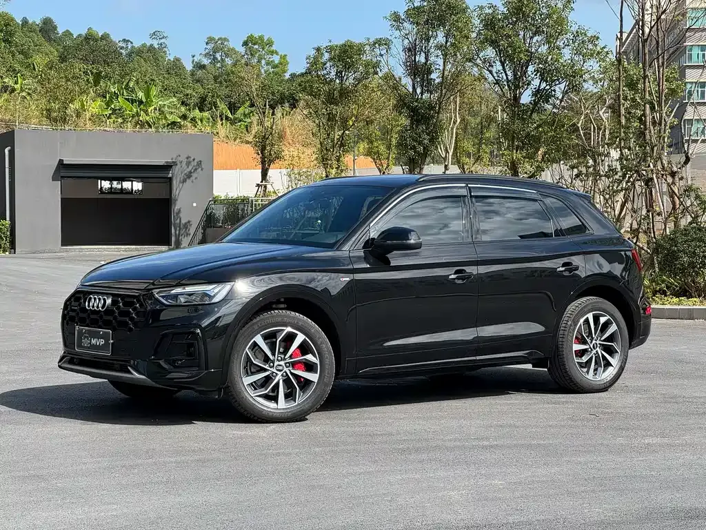 Audi Q5L 2025 из CN, фото 1