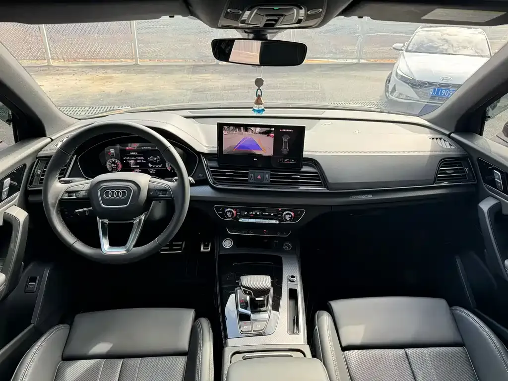 Audi Q5L 2025 из CN, фото 5