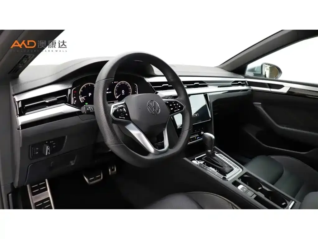 Volkswagen CC 2024 из CN, фото 5