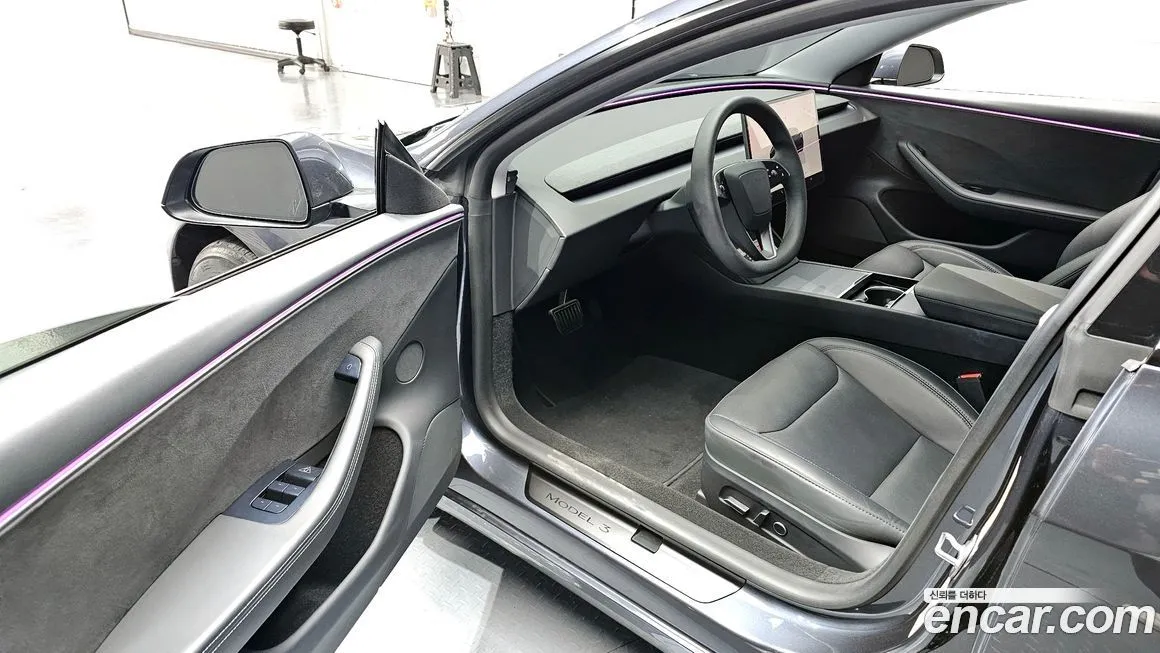 Tesla Model 3 2025 из KR, фото 5
