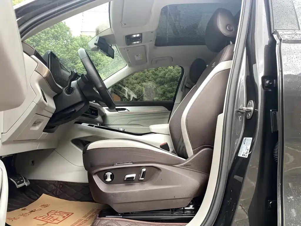 Volkswagen Tavendor 2023 из CN, фото 4