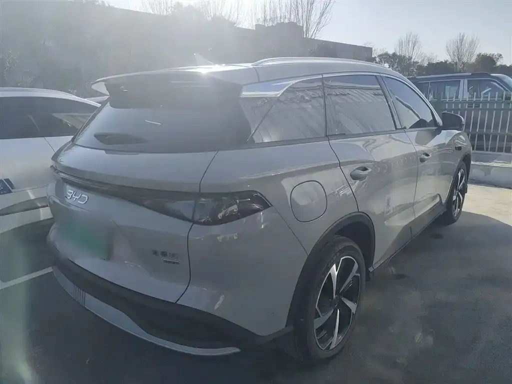BYD Seal 05 DM-i — фото 4