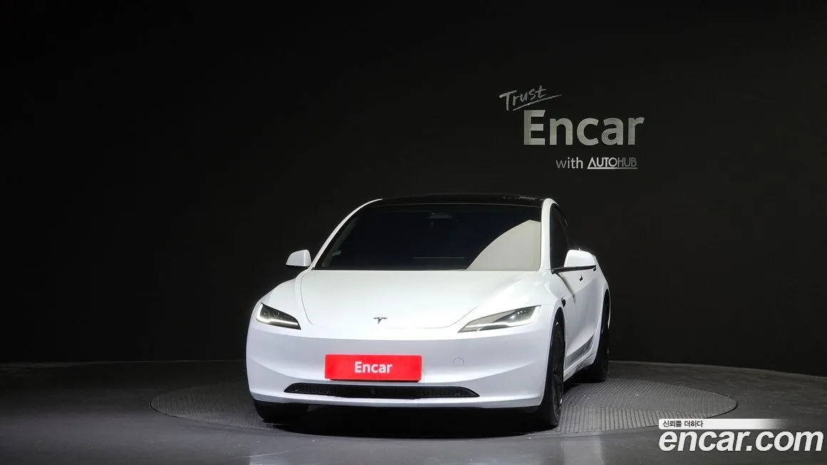 Tesla Model 3 2024 из KR, фото 2
