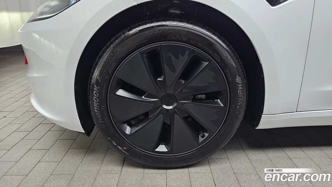 Tesla Model 3 2024 из KR, фото 8