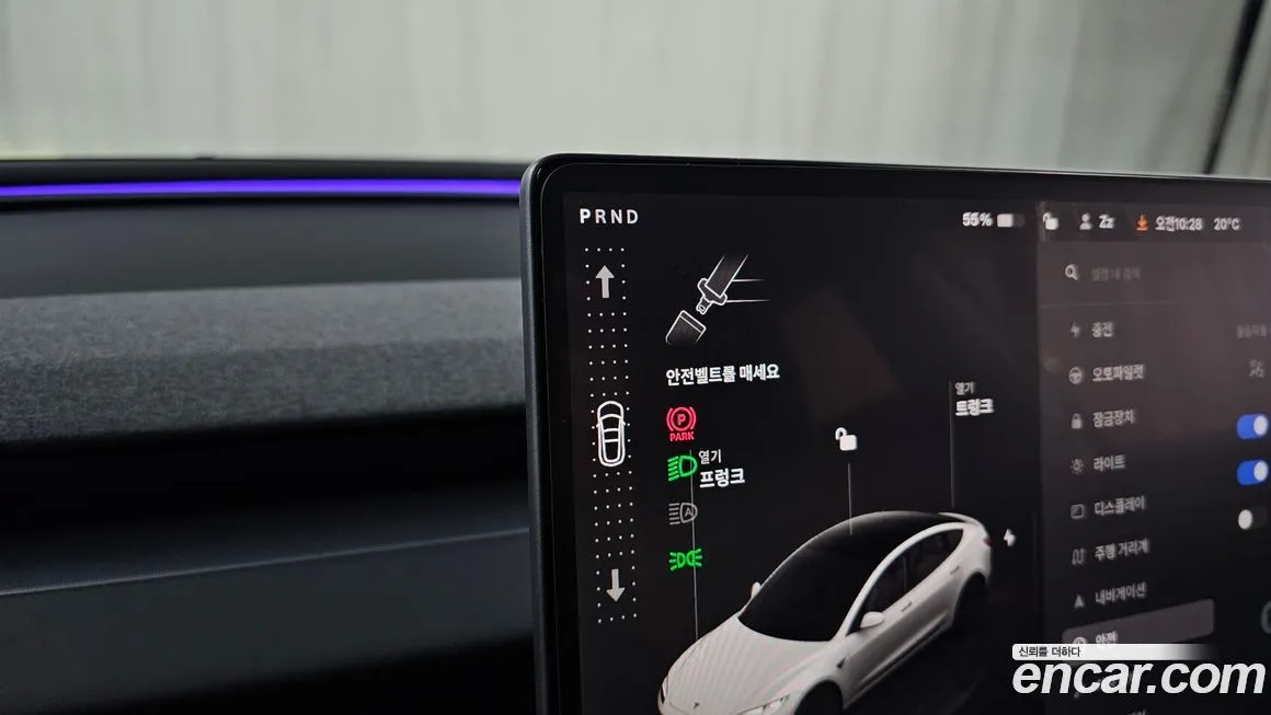 Tesla Model 3 2024 из KR, фото 5