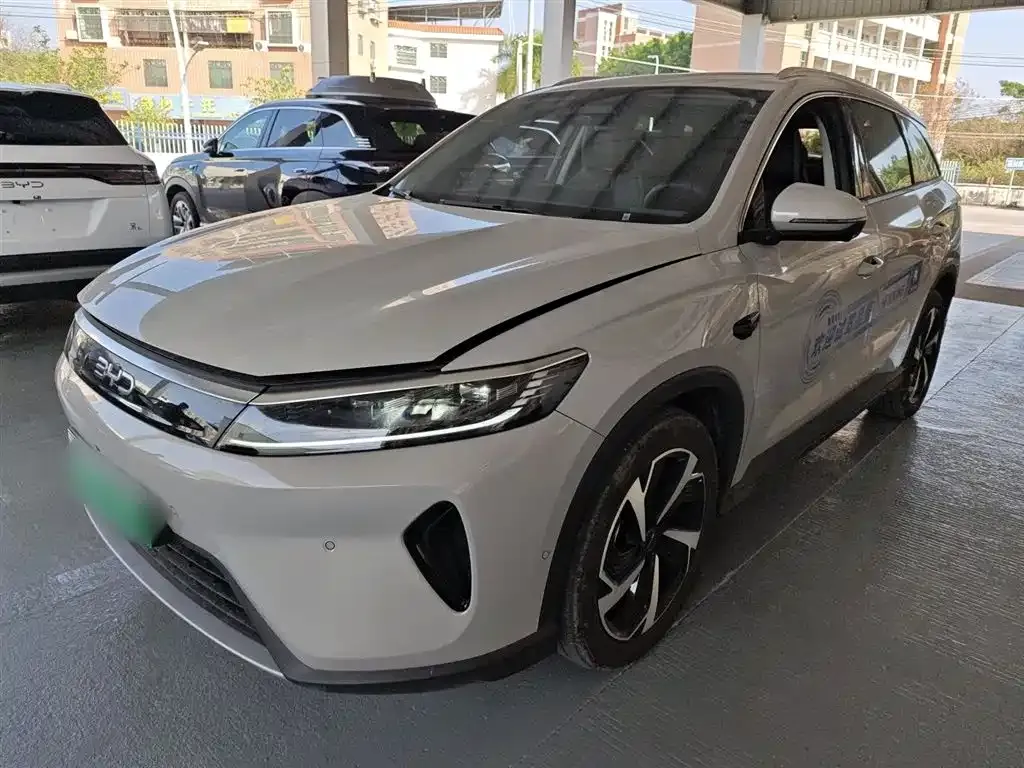 BYD Seal 05 DM-i 2025 из CN, фото 2