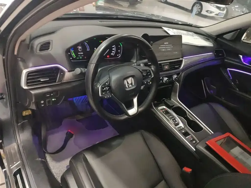 Honda Accord — фото 4