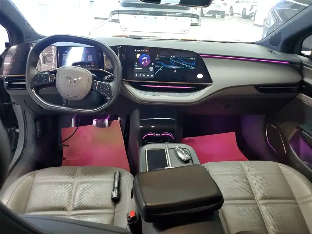 Hongqi EH7 2024 из CN, фото 10