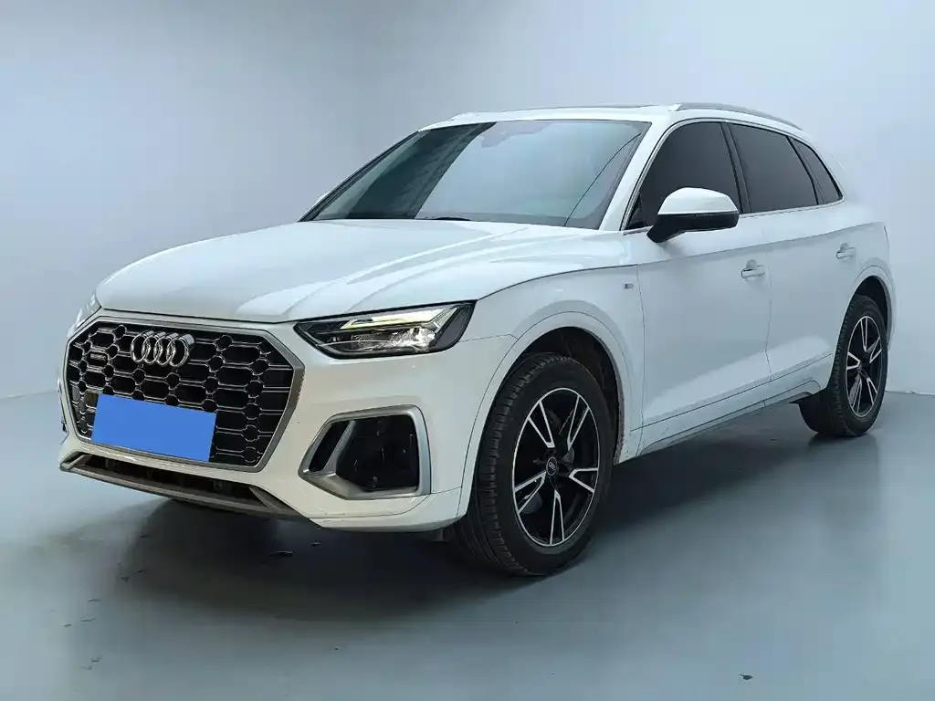 Audi Q5L 2023 из CN, фото 1