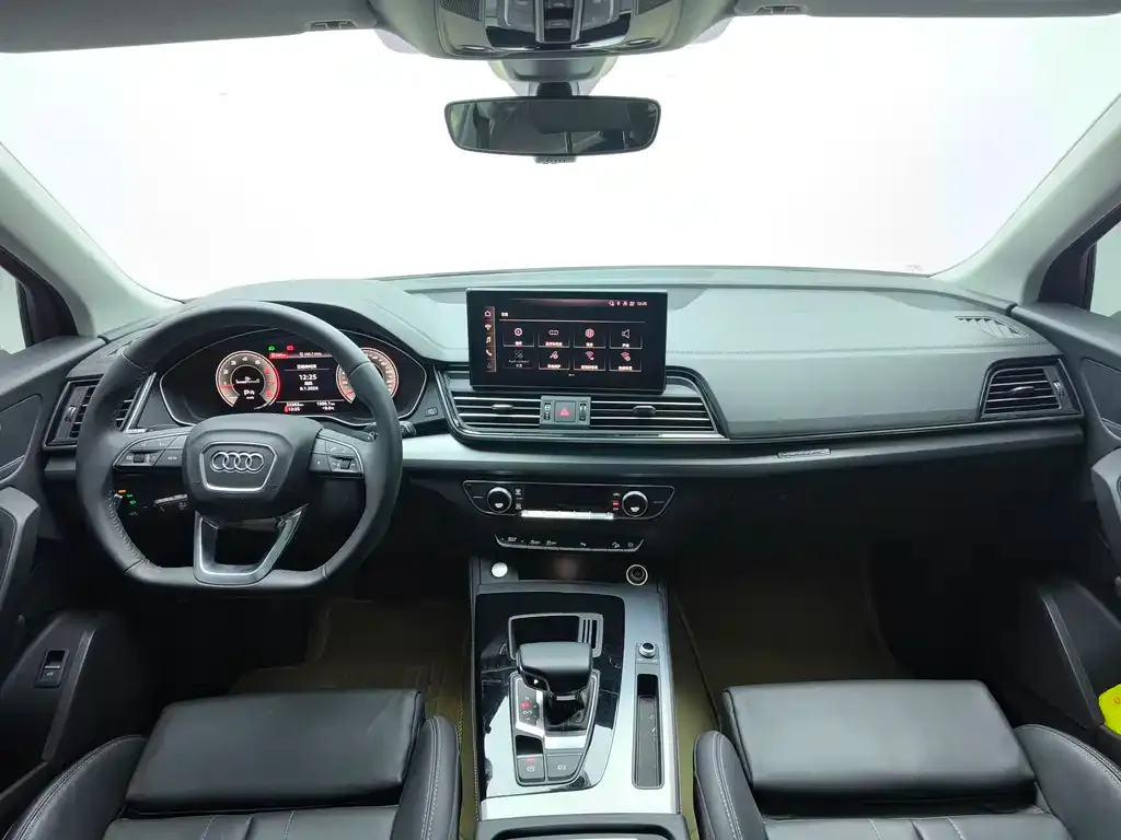 Audi Q5L 2023 из CN, фото 6