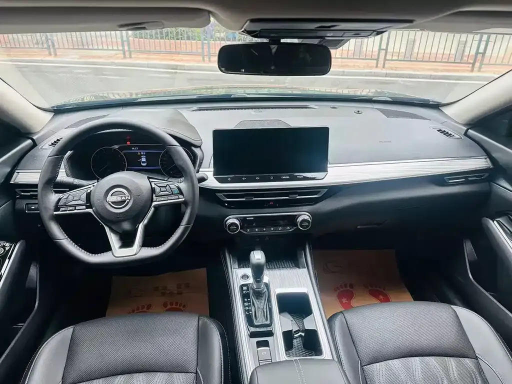 Nissan Teana 2023 из CN, фото 2