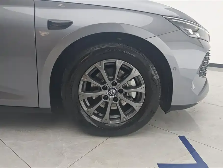 BYD Qin L — фото 6
