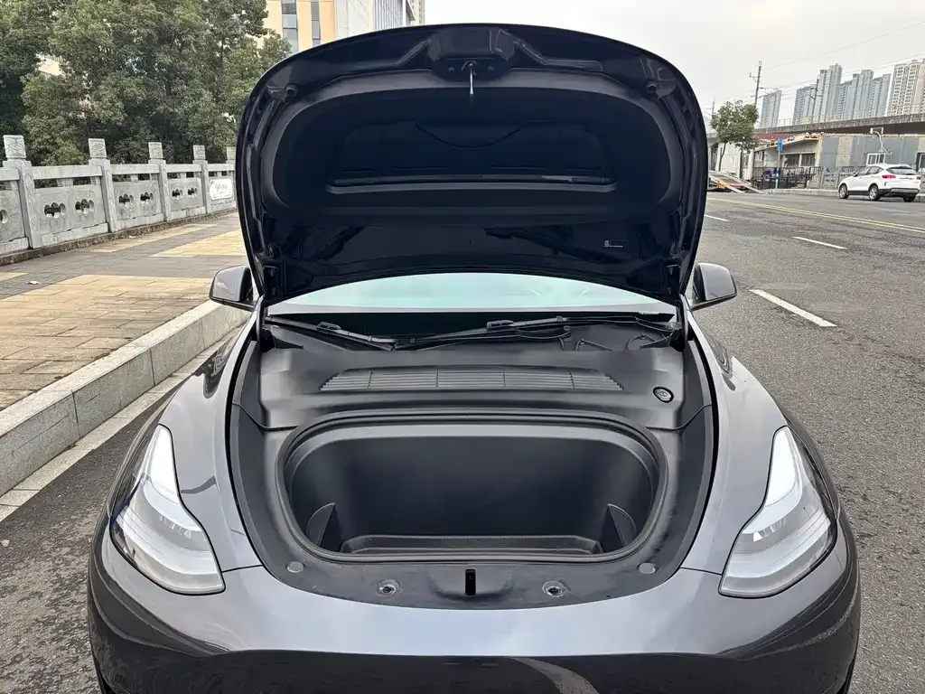 Tesla Model Y 2024 из CN, фото 10