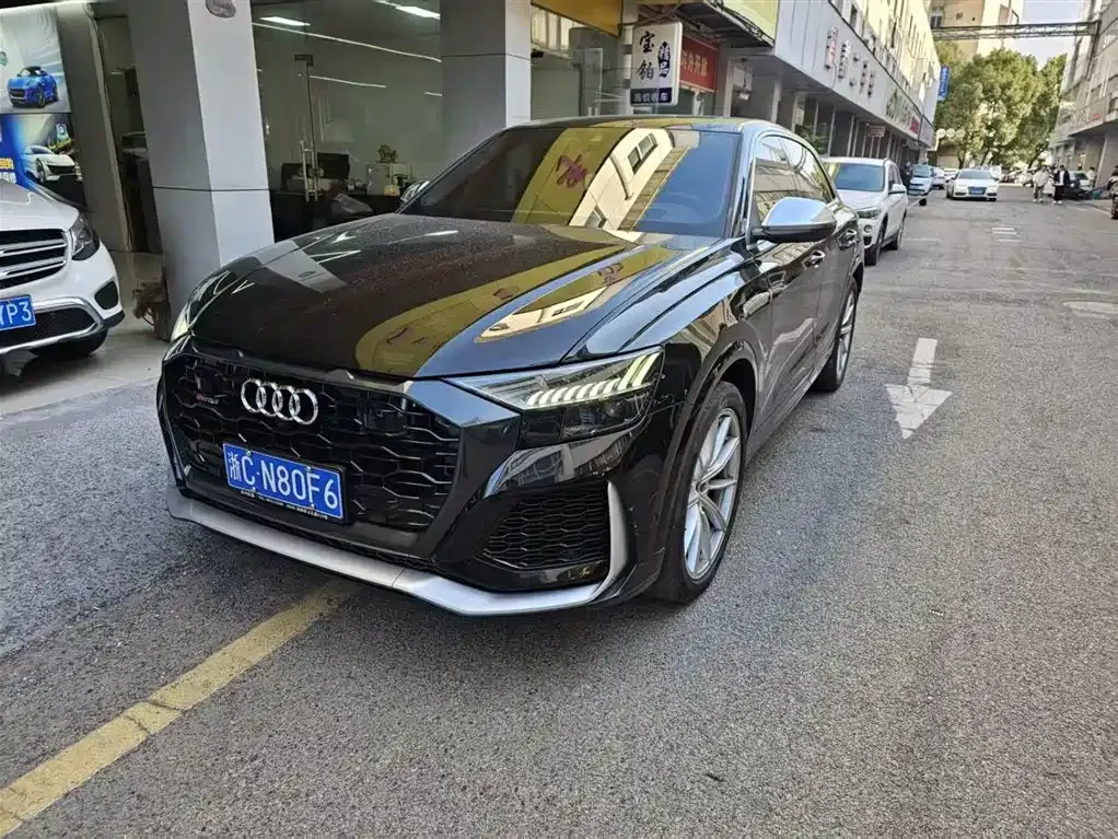 Audi RS Q8 2023 из CN, фото 3