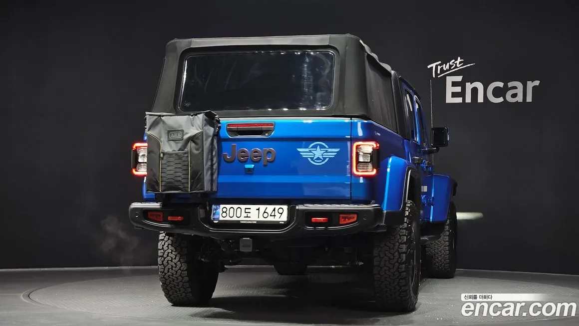 Jeep Gladiator 2023 из KR, фото 2
