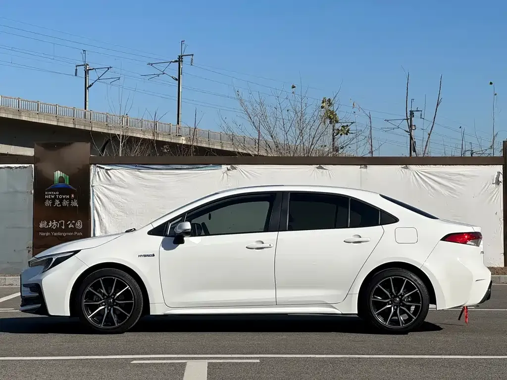 Toyota Levin 2023 из CN, фото 2
