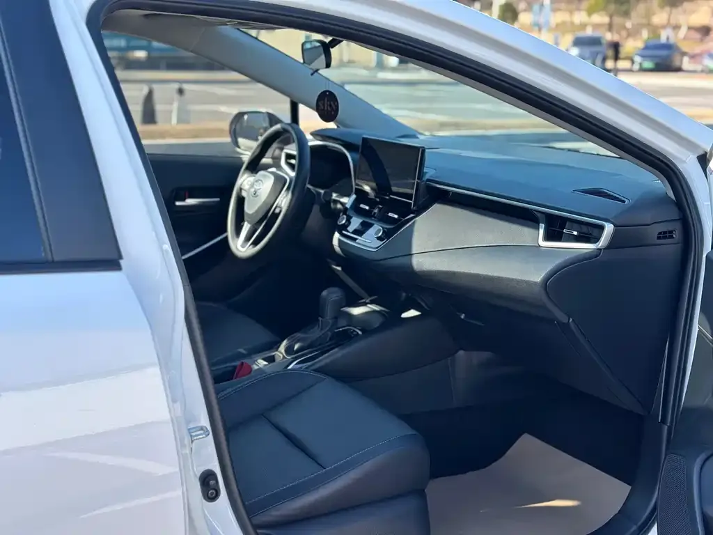 Toyota Levin 2023 из CN, фото 3
