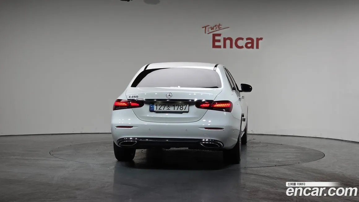 Mercedes-Benz E-Class 2022 из KR, фото 4