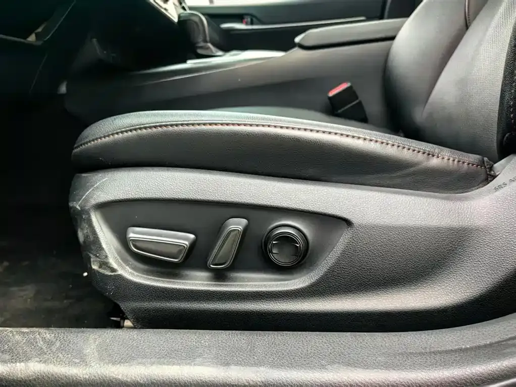 Toyota Camry 2022 из CN, фото 3