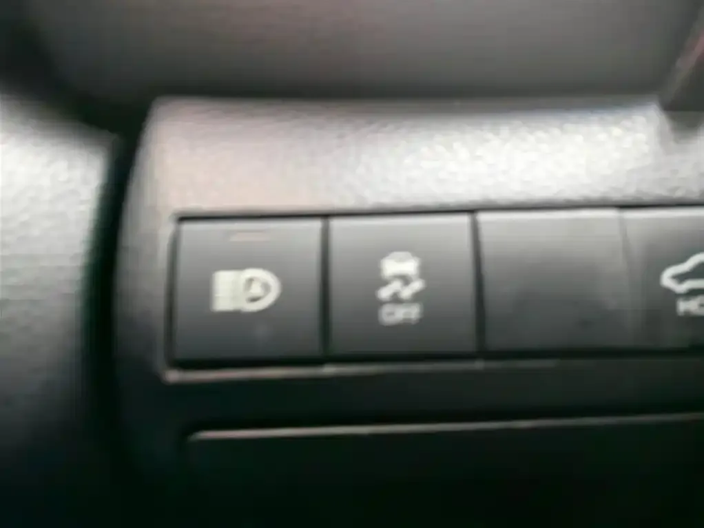 Toyota Camry 2022 из CN, фото 2