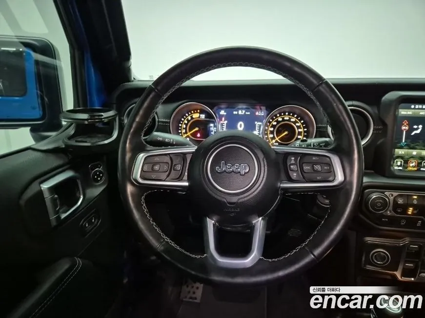 Jeep Wrangler 2022 из KR, фото 7