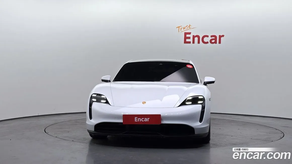 Porsche Taycan 2023 из KR, фото 2