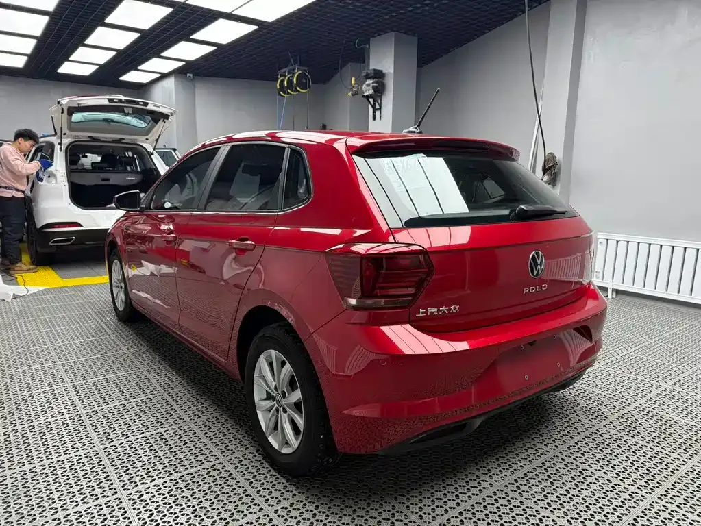 Volkswagen Polo 2023 из CN, фото 5
