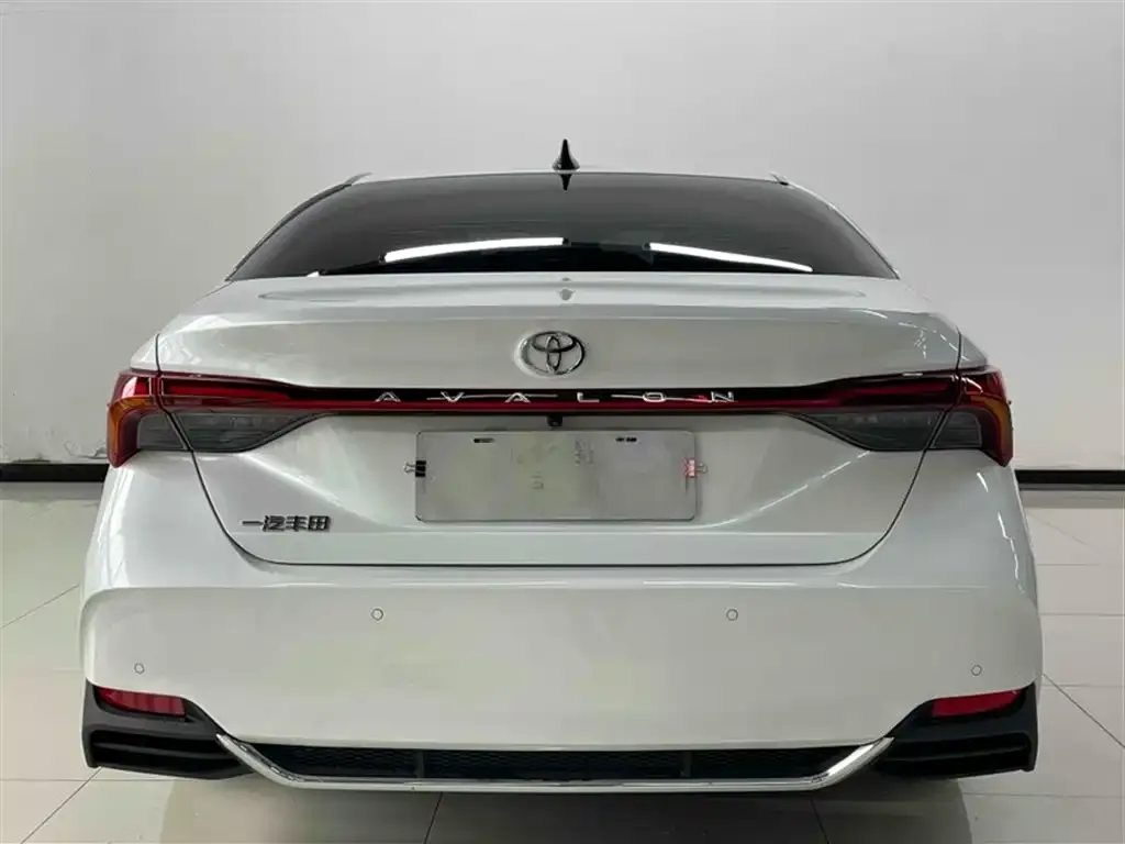 Toyota Avalon 2024 из CN, фото 7