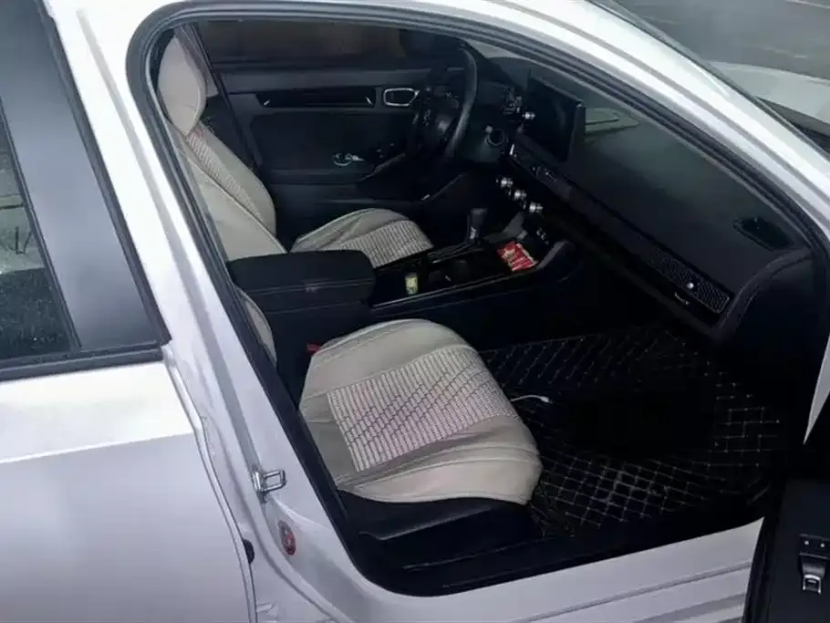 Honda Civic 2023 из CN, фото 5