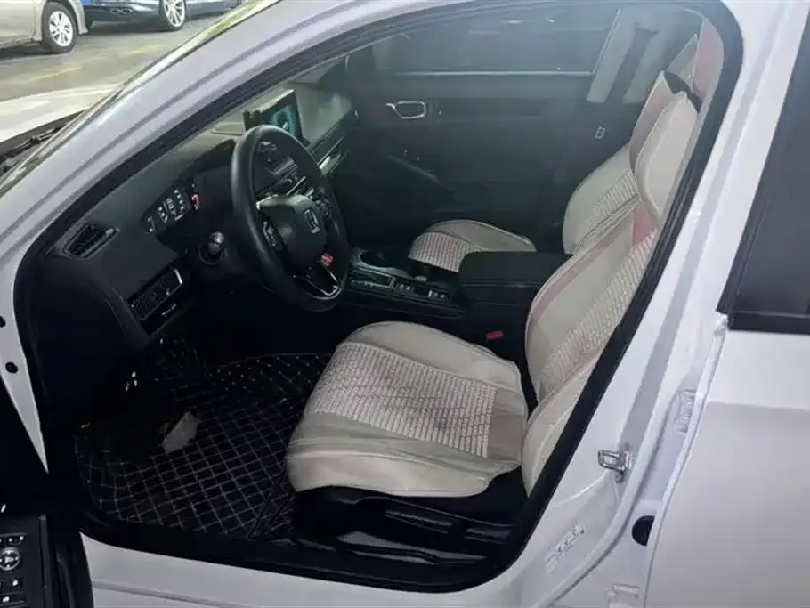 Honda Civic 2023 из CN, фото 3