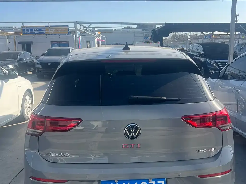 Volkswagen Golf 2022 из CN, фото 6