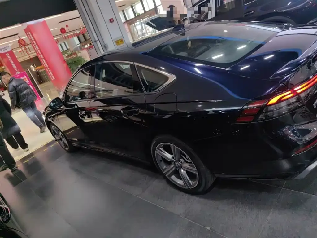 Honda Accord New Energy — фото 8
