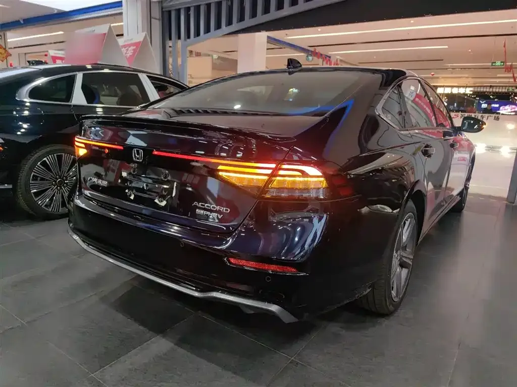 Honda Accord New Energy — фото 4