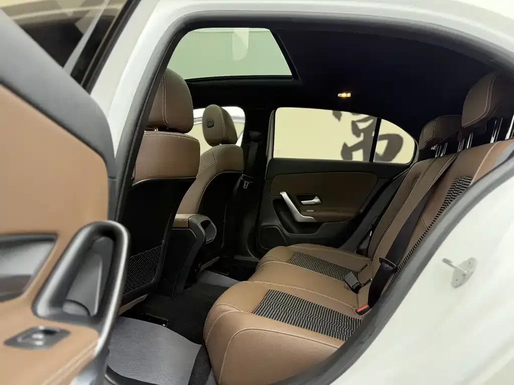 Mercedes-Benz A-Class (Import) 2022 из CN, фото 8