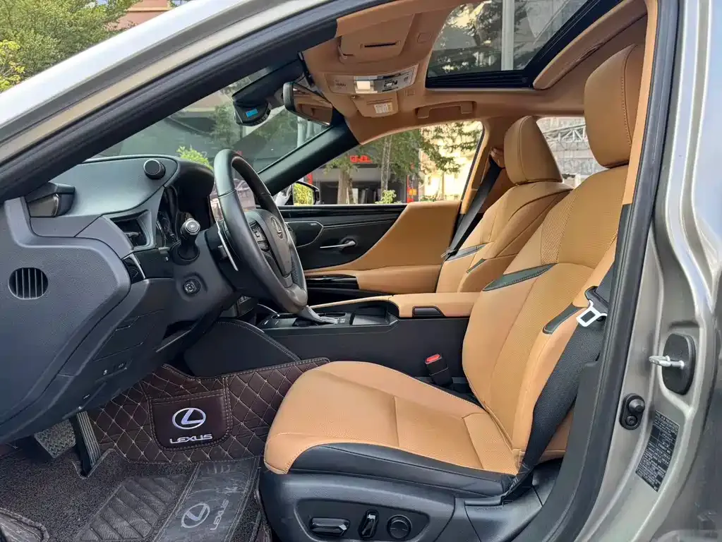 Lexus ES 2023 из CN, фото 3