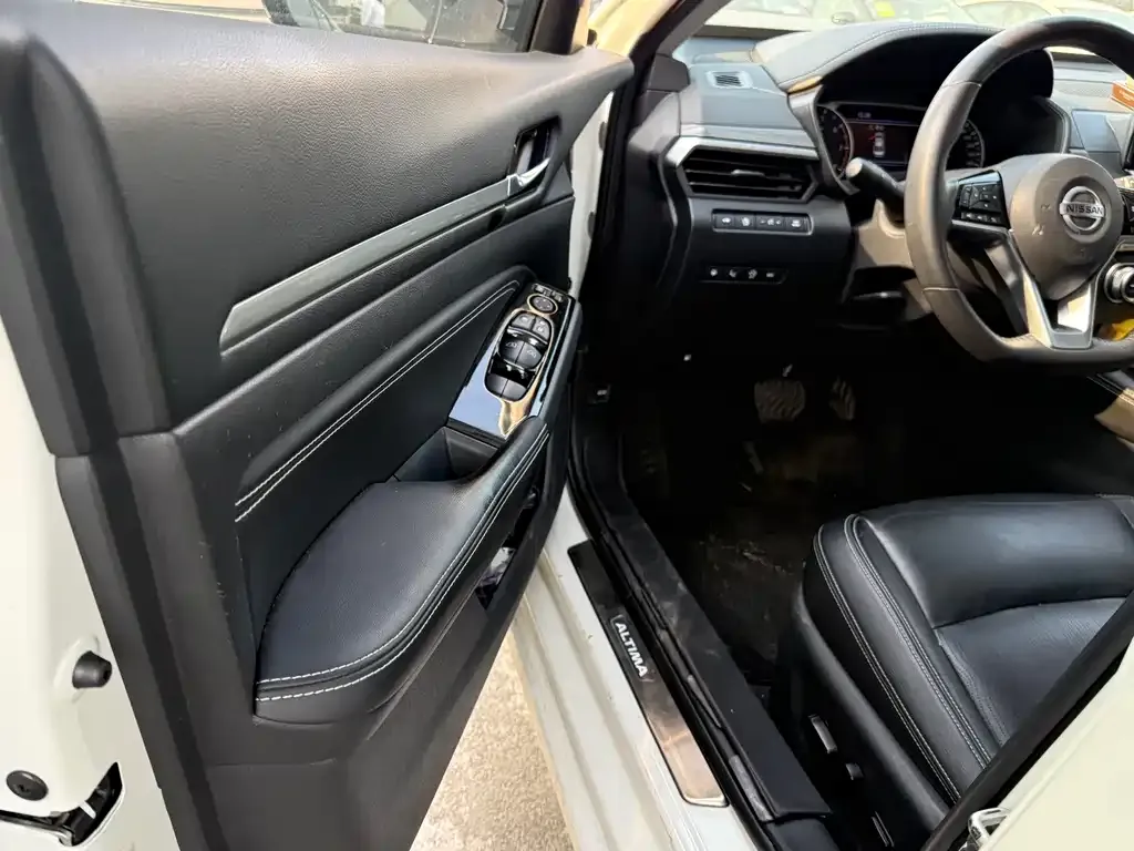 Nissan Teana 2021 из CN, фото 2