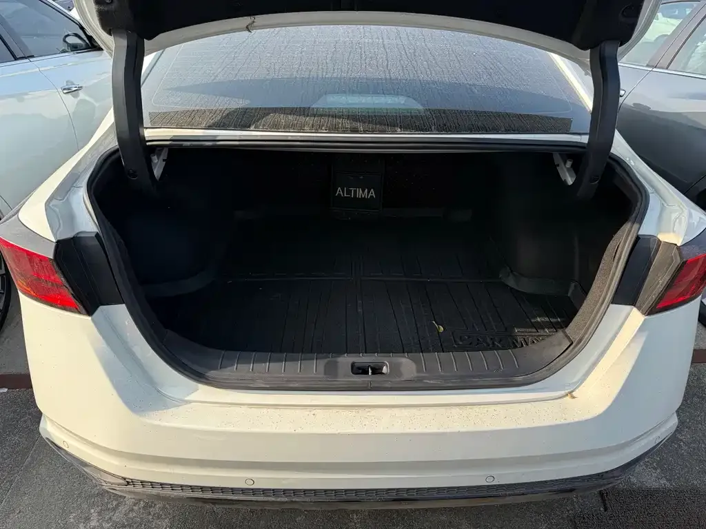 Nissan Teana 2021 из CN, фото 4
