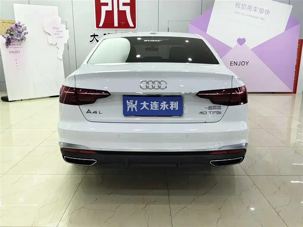Audi A4L 2022 из CN, фото 5