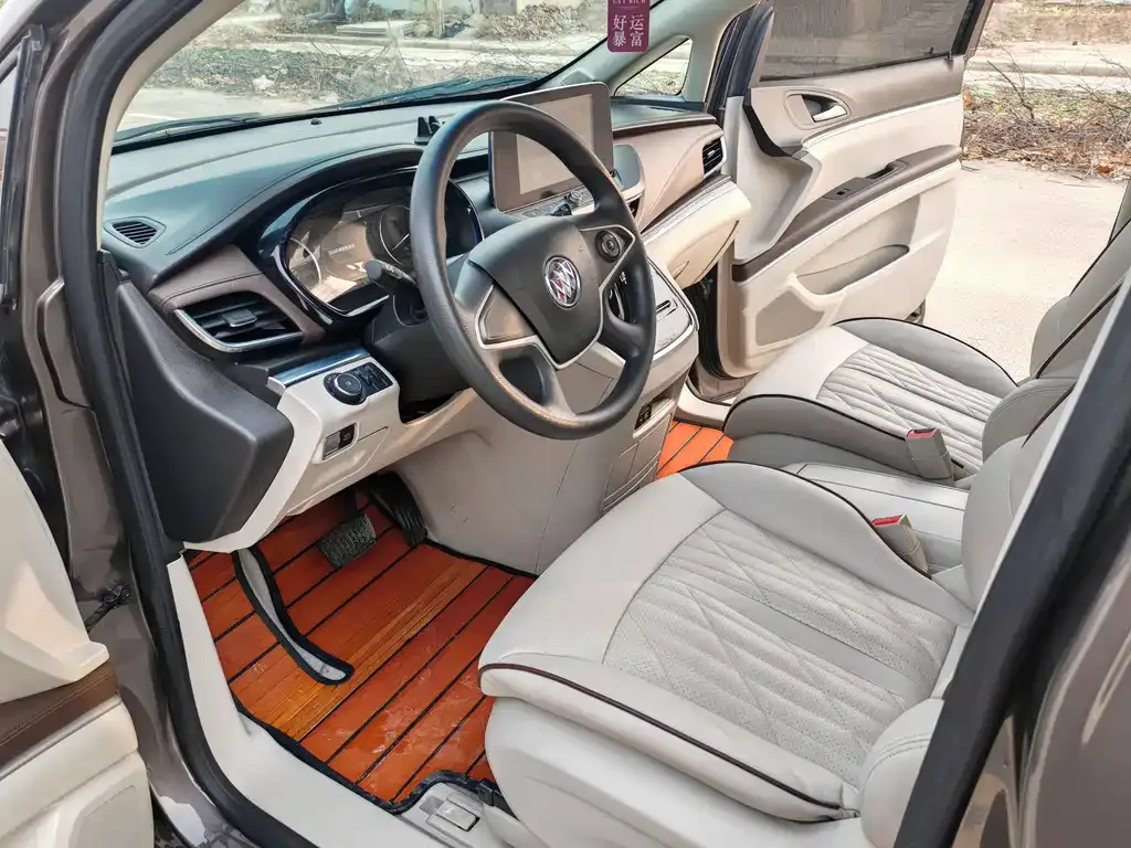 Buick GL8 2023 из CN, фото 6