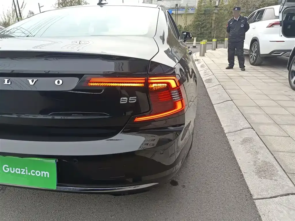 Volvo S90 2024 из CN, фото 8
