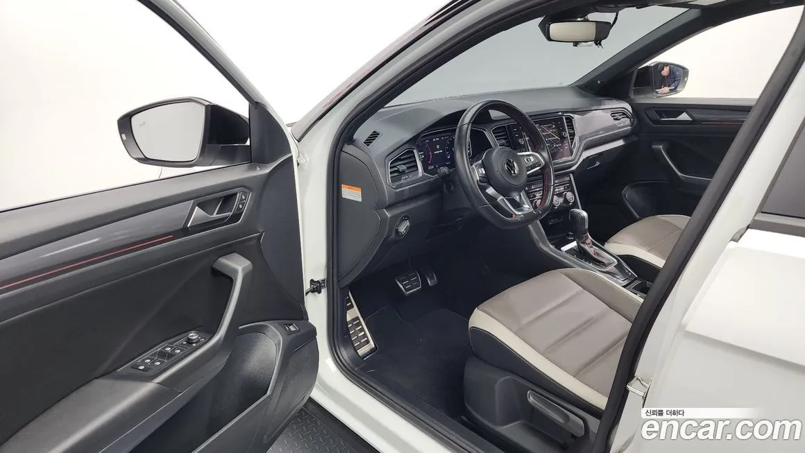 Volkswagen T-Roc 2022 из KR, фото 9