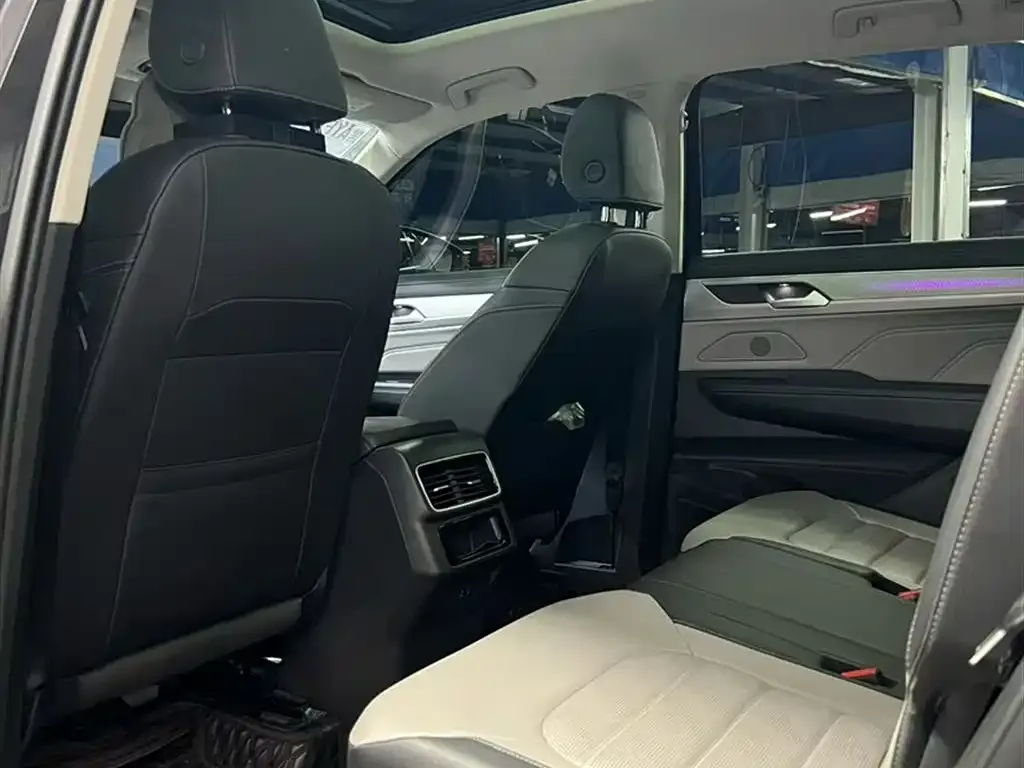 Volkswagen Tavendor 2023 из CN, фото 9