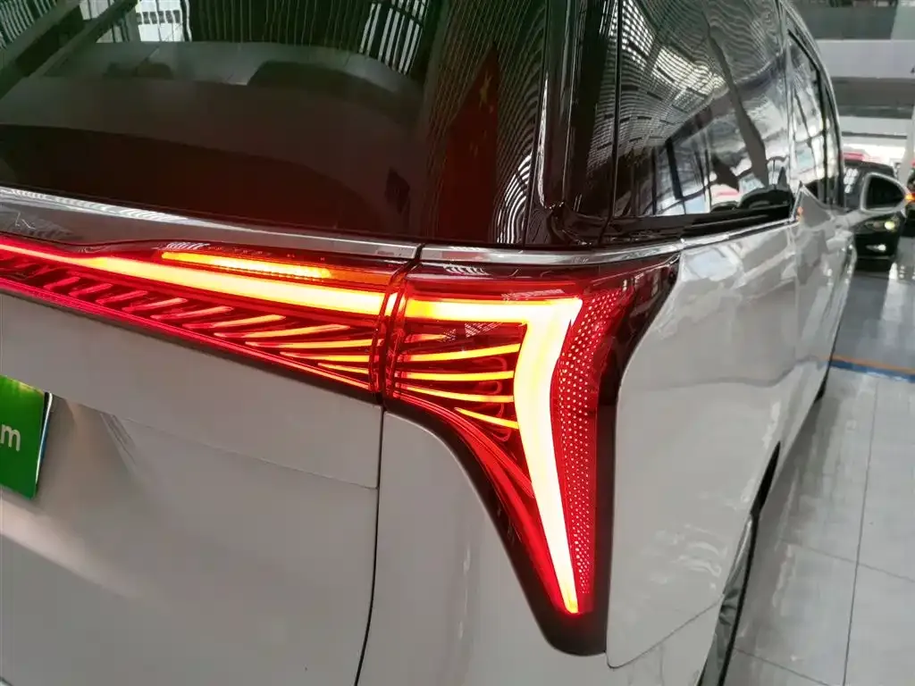 Buick Century 2024 из CN, фото 3