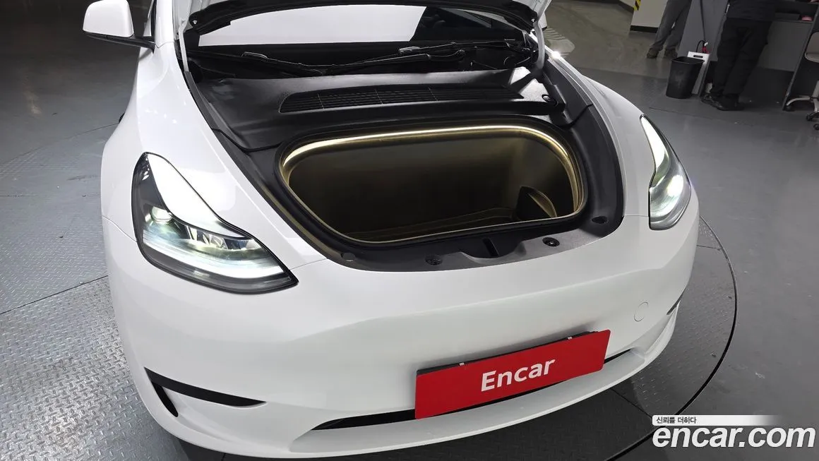 Tesla Model Y 2024 из KR, фото 9