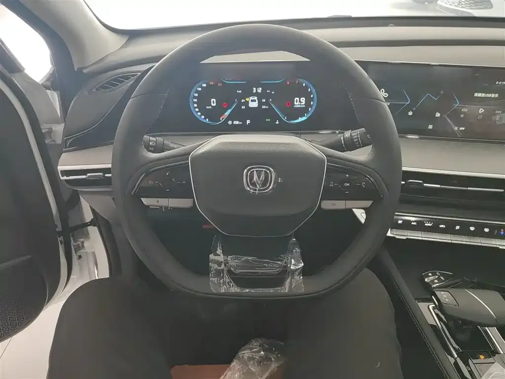 Changan Eado 2025 из CN, фото 7