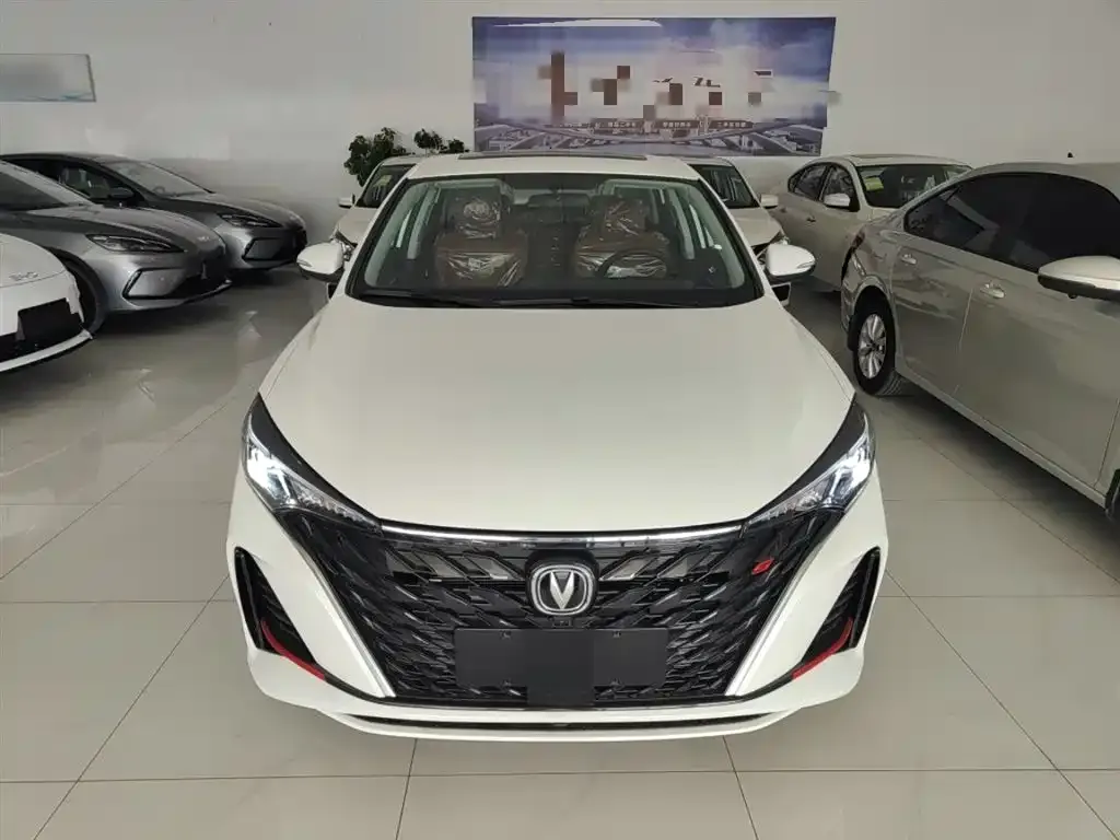 Changan Eado 2025 из CN, фото 4