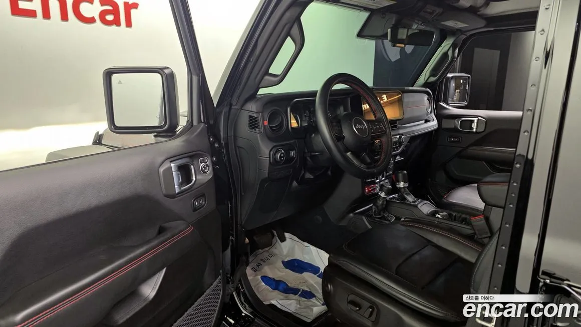 Jeep Wrangler 2024 из KR, фото 4