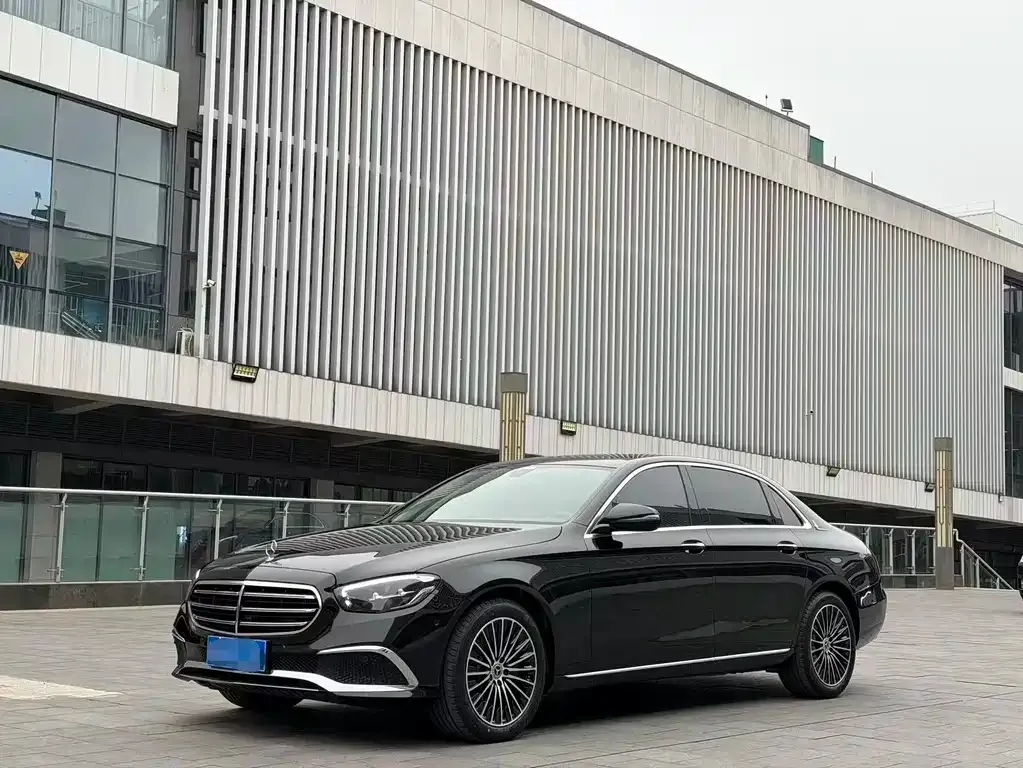 Mercedes-Benz E-Class 2023 из CN, фото 1